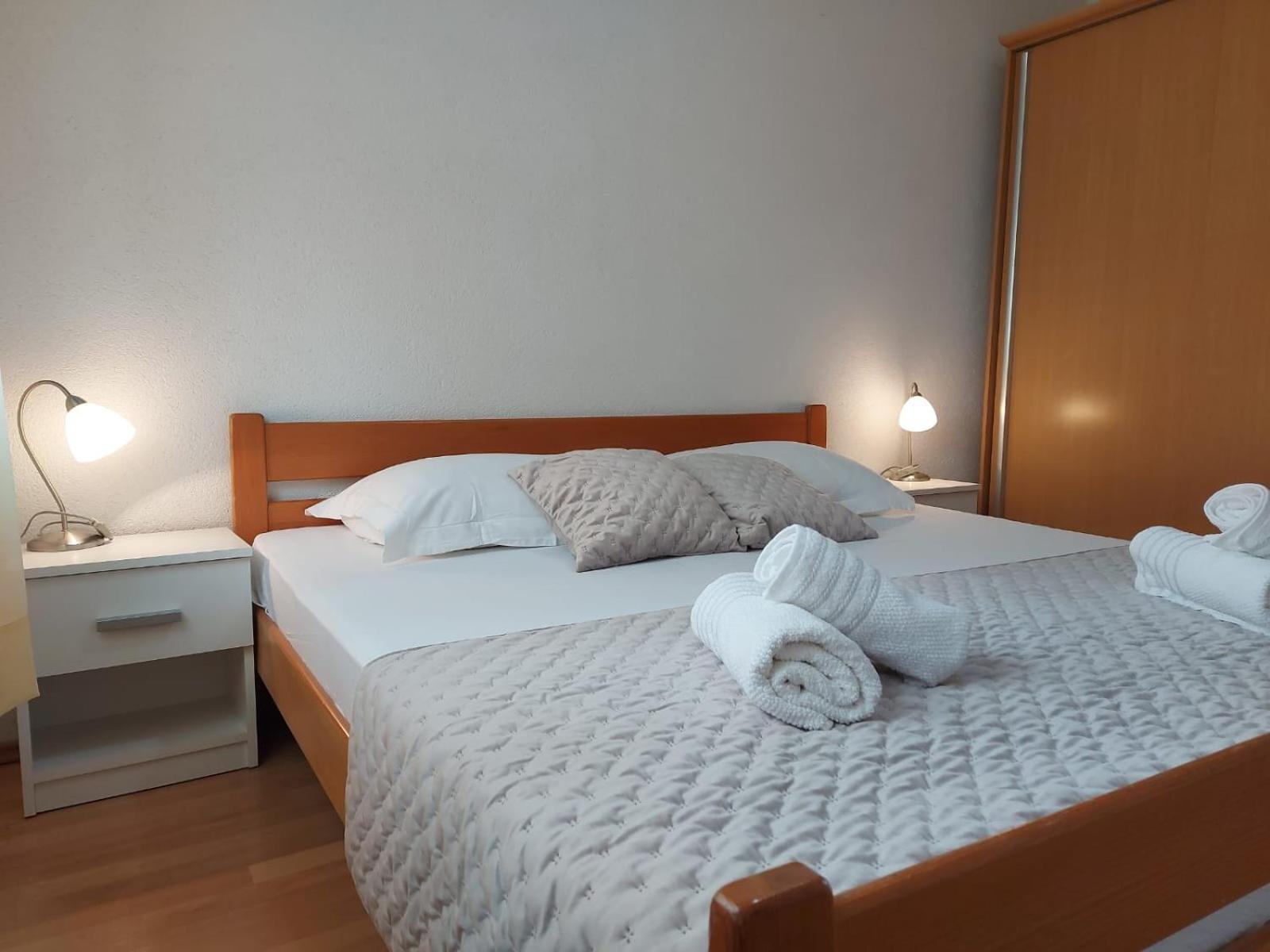 Apartments Gojevic 볼 외부 사진